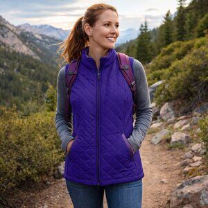 Bienzoe Vest Womens Size Small Slim Purple Zip Quilted Light Weight Stretch NWT